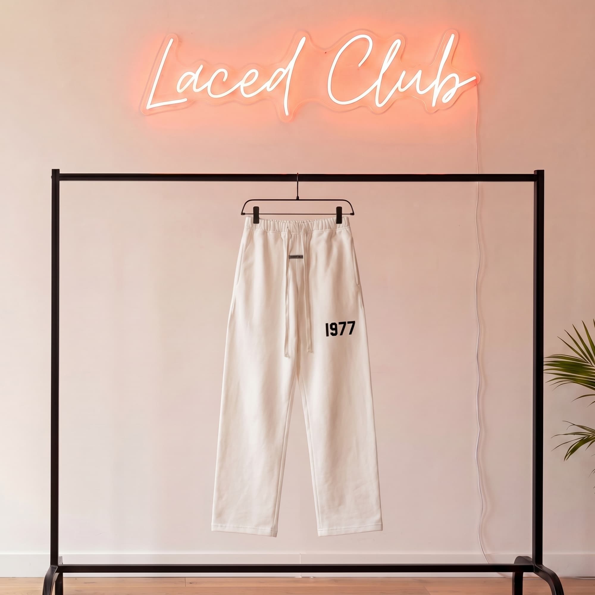 Essentials 1977 Relaxed Sweatpants — White