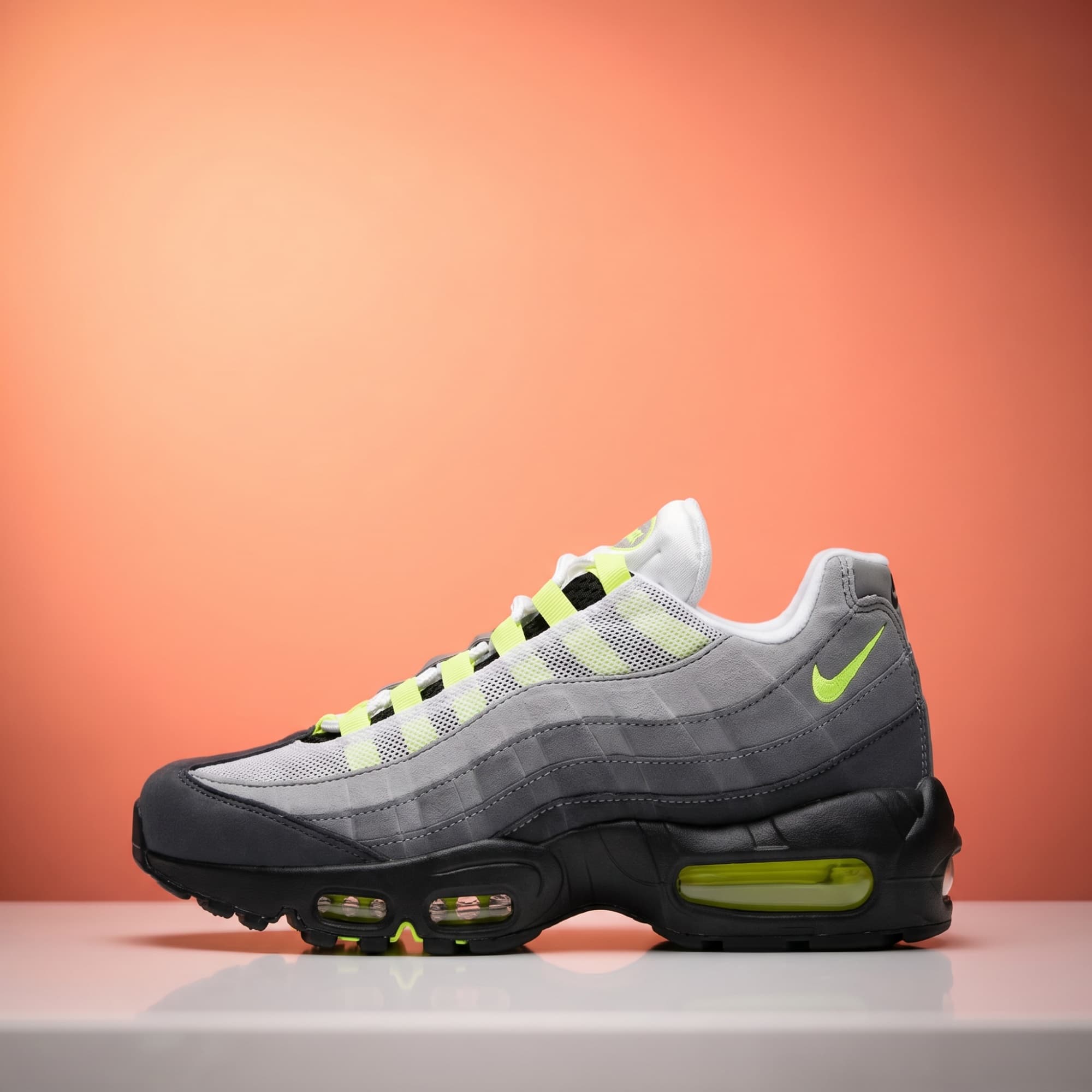 Nike Air Max 95 Big Bubble — Neon