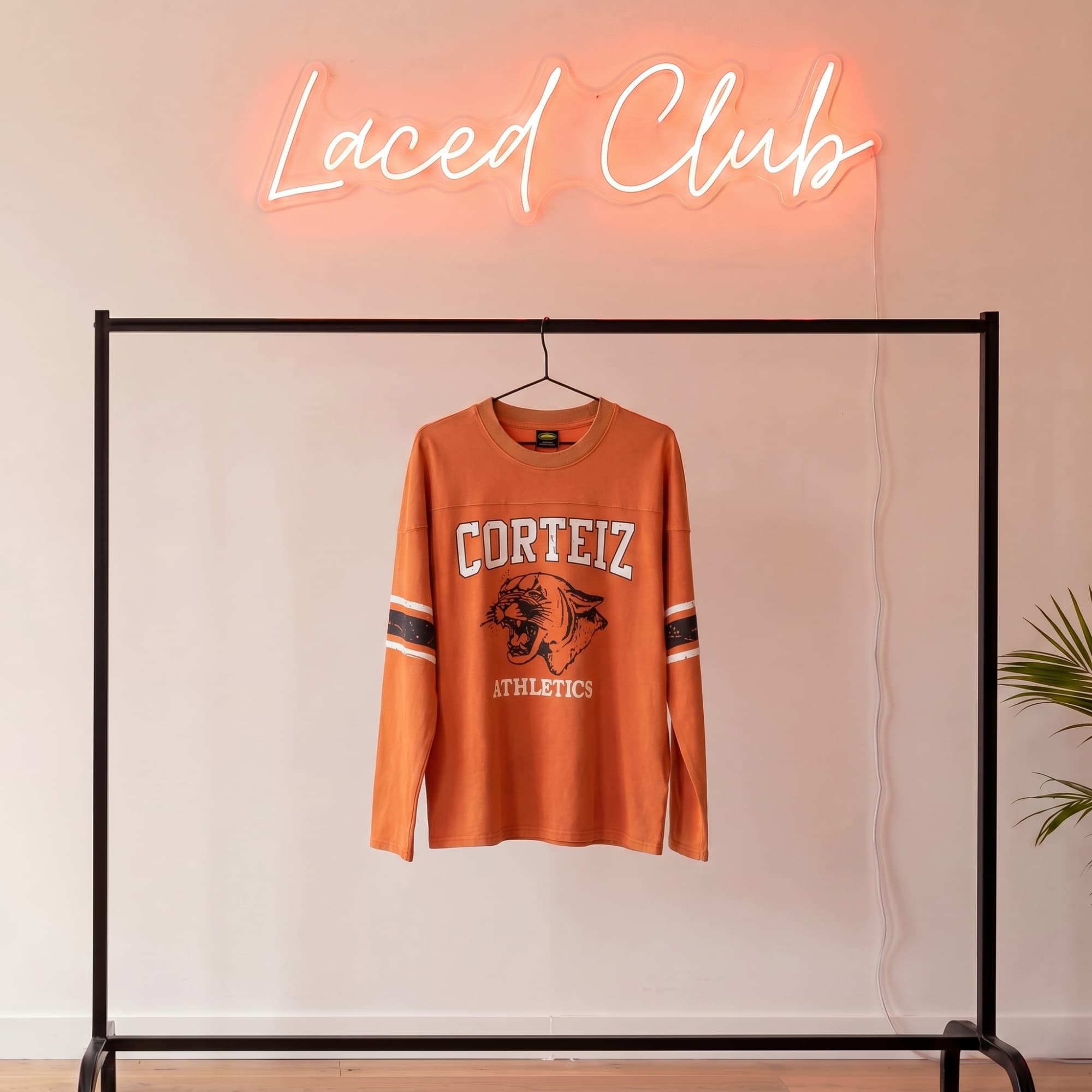 Corteiz Athletics Longsleeve — Orange