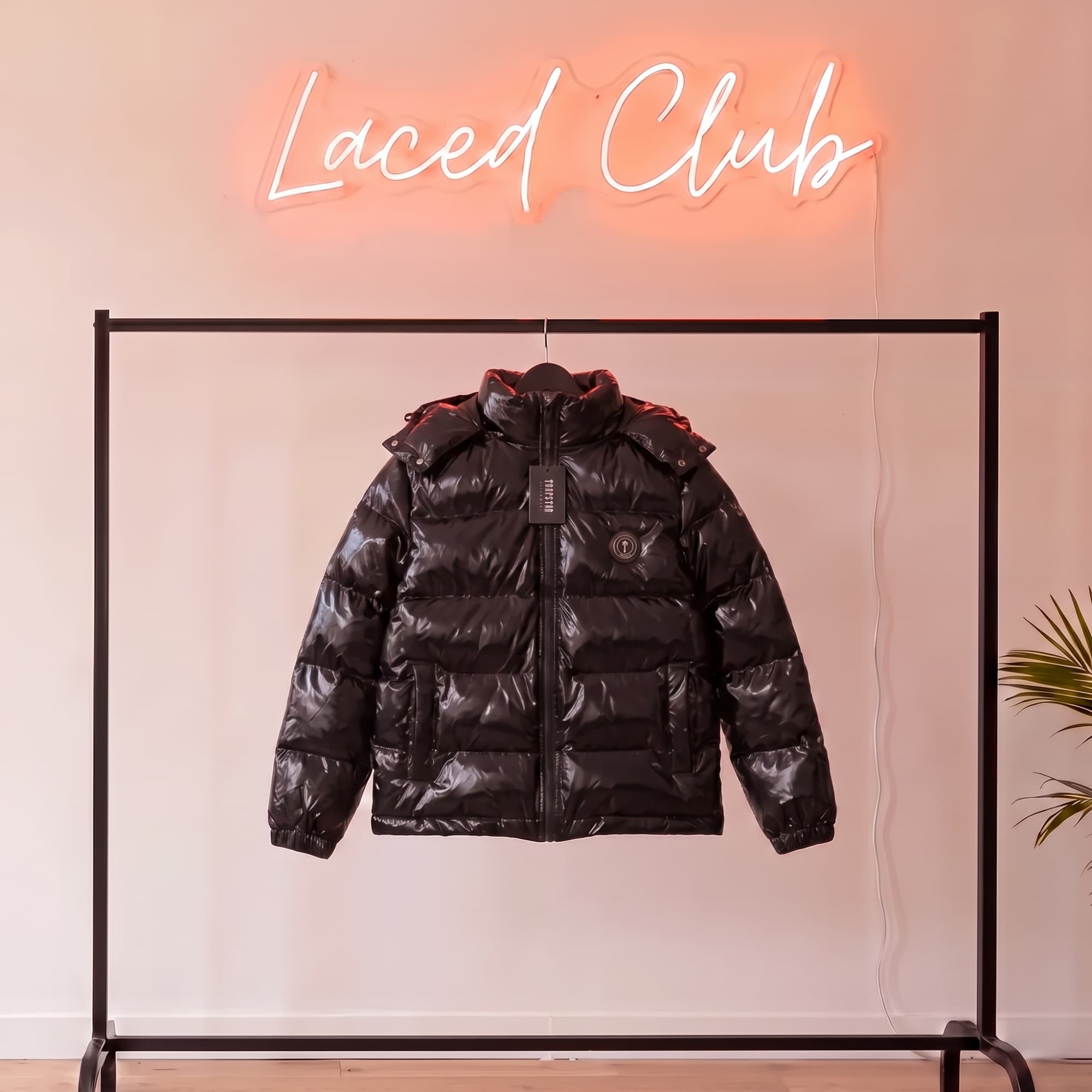 Trapstar Irongate Puffer — Black