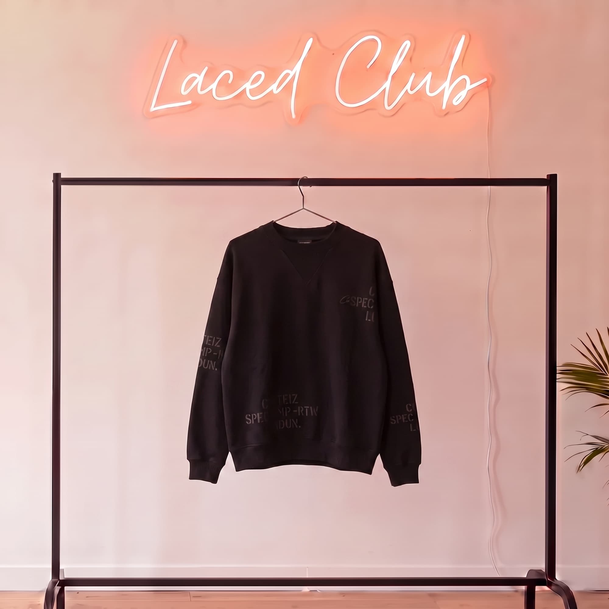 Corteiz Crewneck — Black