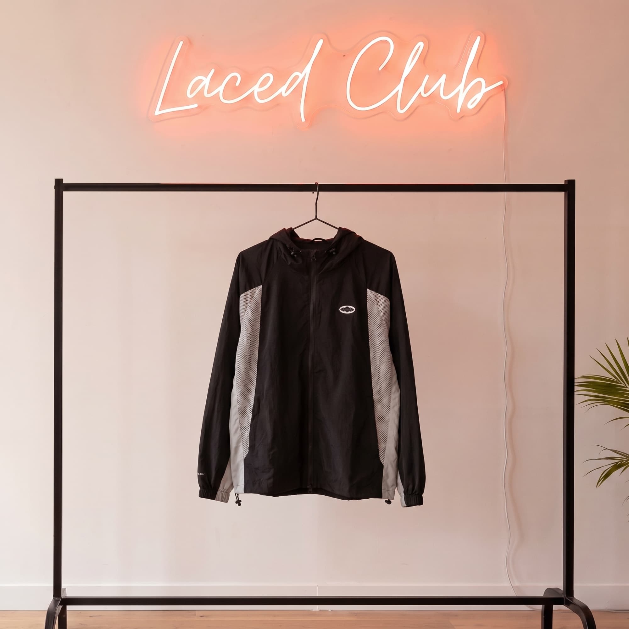 Corteiz Windbreaker — Black / Grey