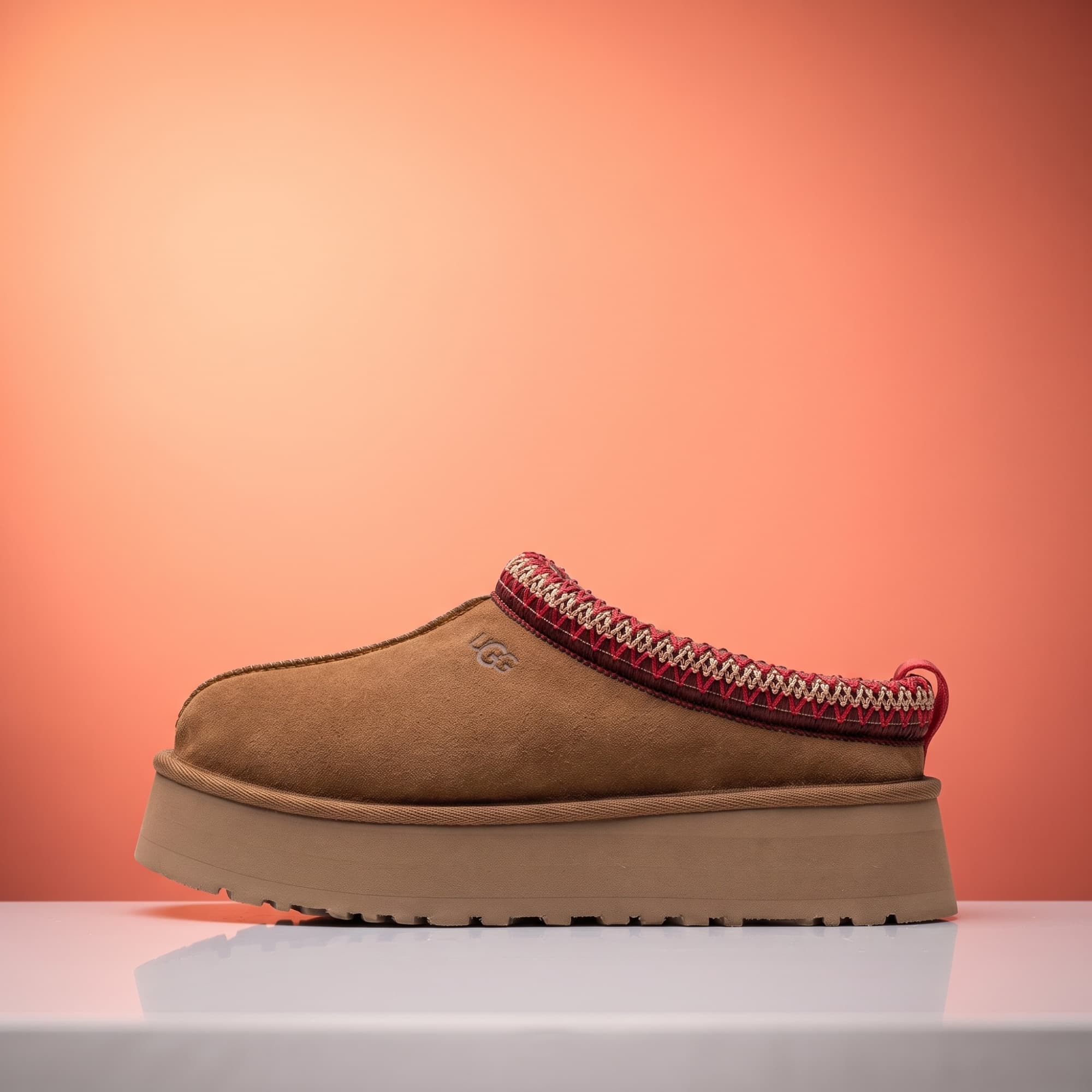 UGG Tazz — Chestnut